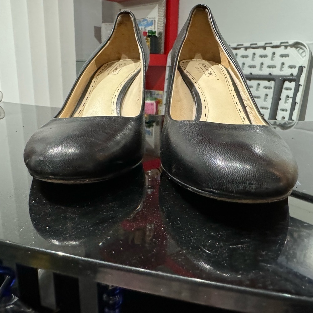 Coach Pump - image 2